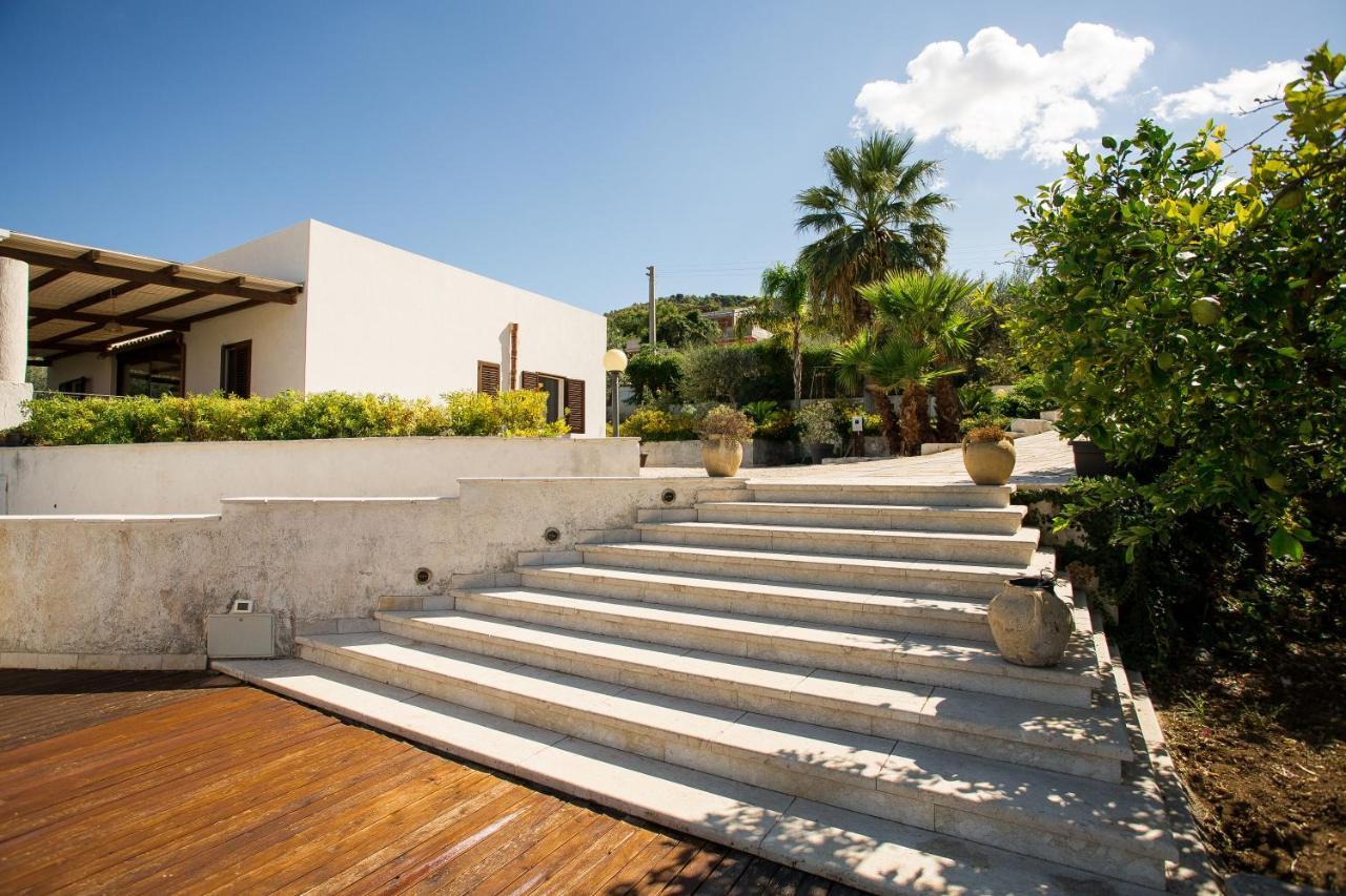 Villa Maria Una Finestra Sul Mare 瓦尔德利切 外观 照片